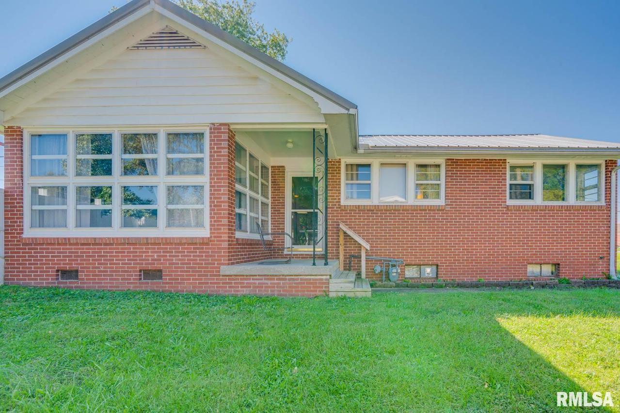 6 Westwood Dr., Mt Vernon, IL 62864