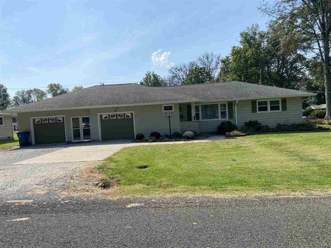 15 Magnolia Dr., Centralia, IL 62801