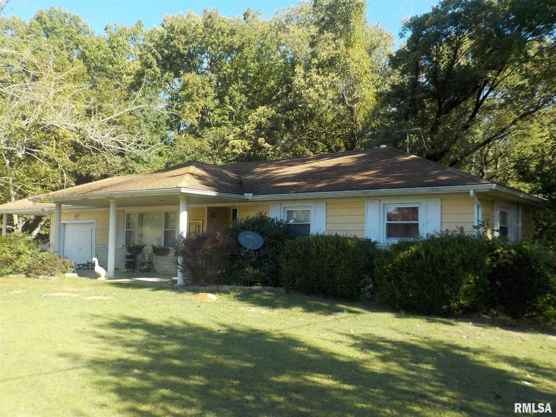 214 W Cross St., Dongola, IL 62926