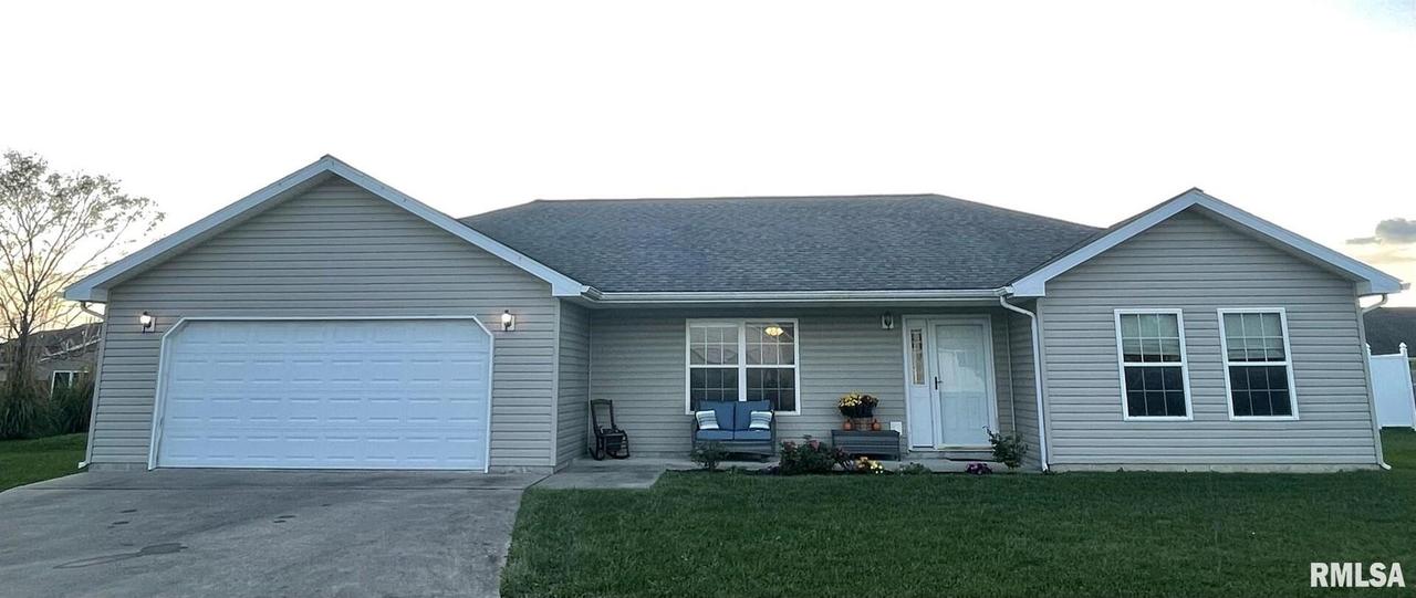 11265 Nora Ln., Carterville, IL 62918