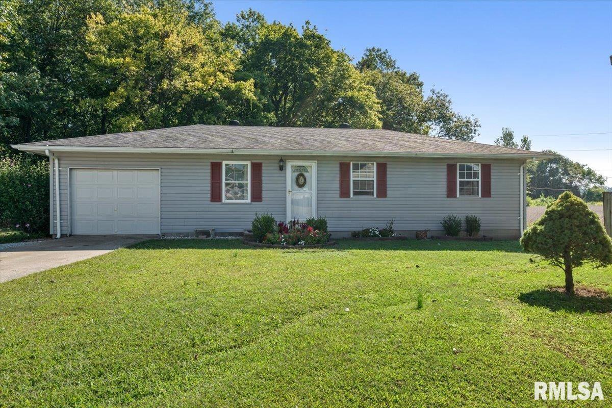 705 Ficklin St., Mt Carmel, IL 62863