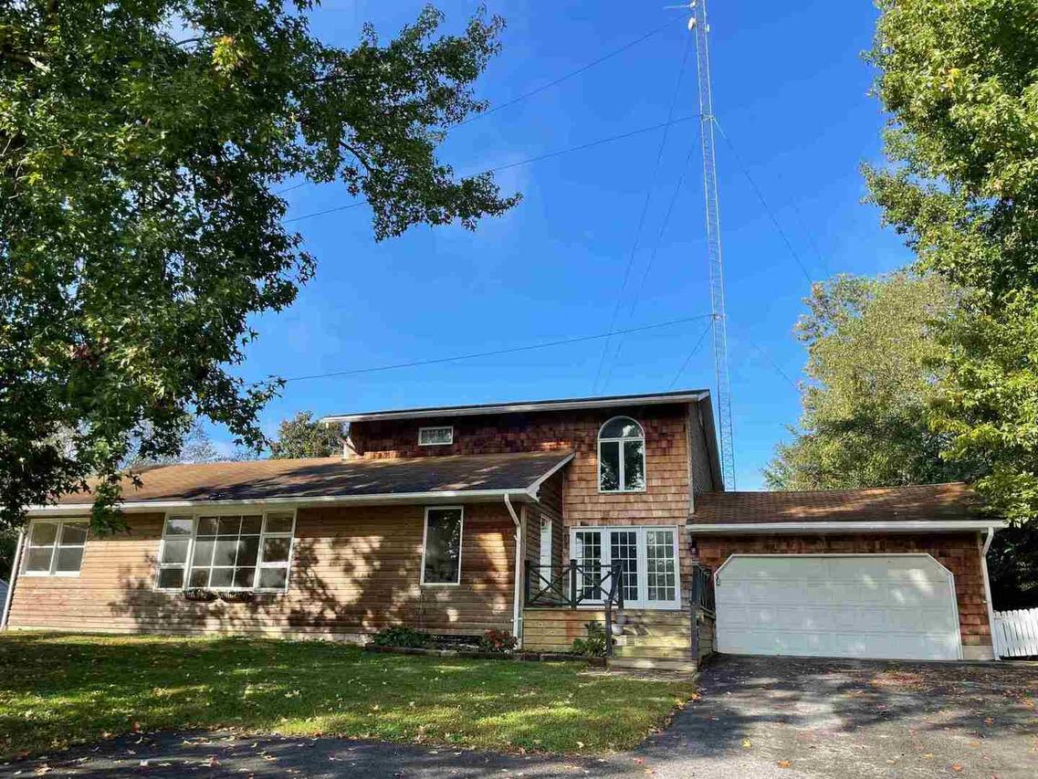 932 S Giant City Rd., Carbondale, IL 62901