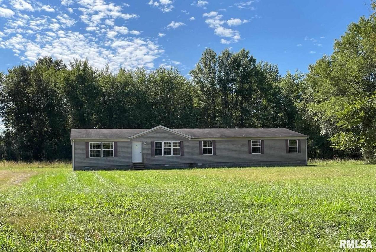 2281 Legion St., Carrier Mills, IL 62977