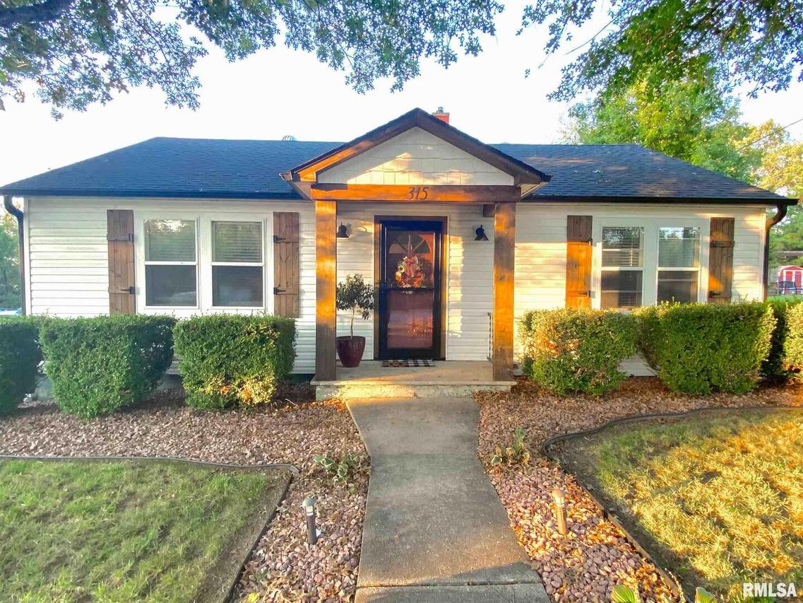 315 Wetaug Rd., Dongola, IL 62926