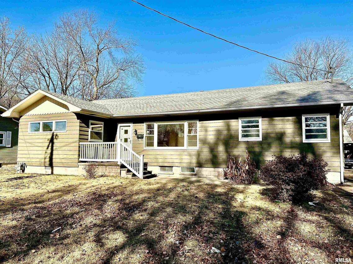 531 Smith St., Benton, IL 62812