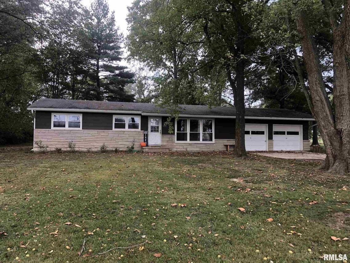 1234 Patriot Rd., Centralia, IL 62801