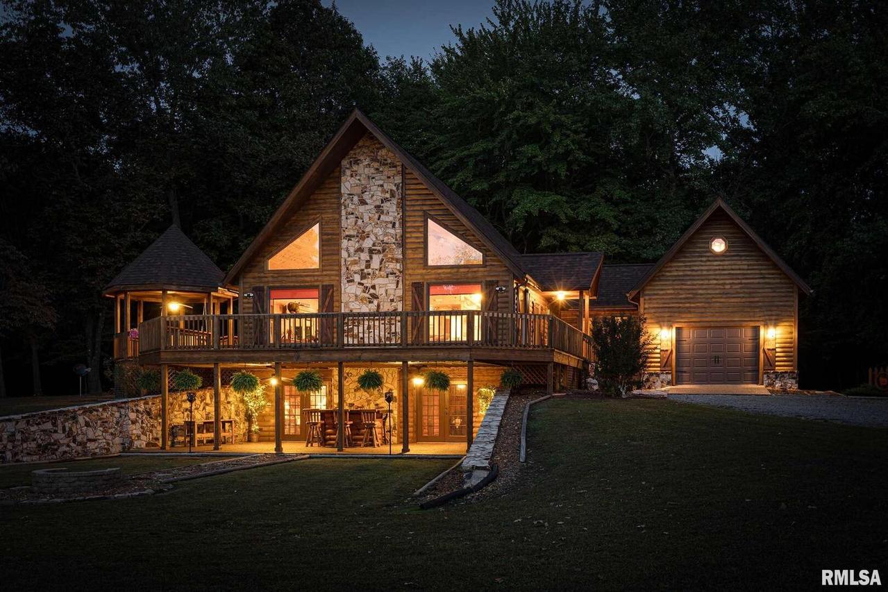 7060 Absher Ln., Stonefort, IL 62987