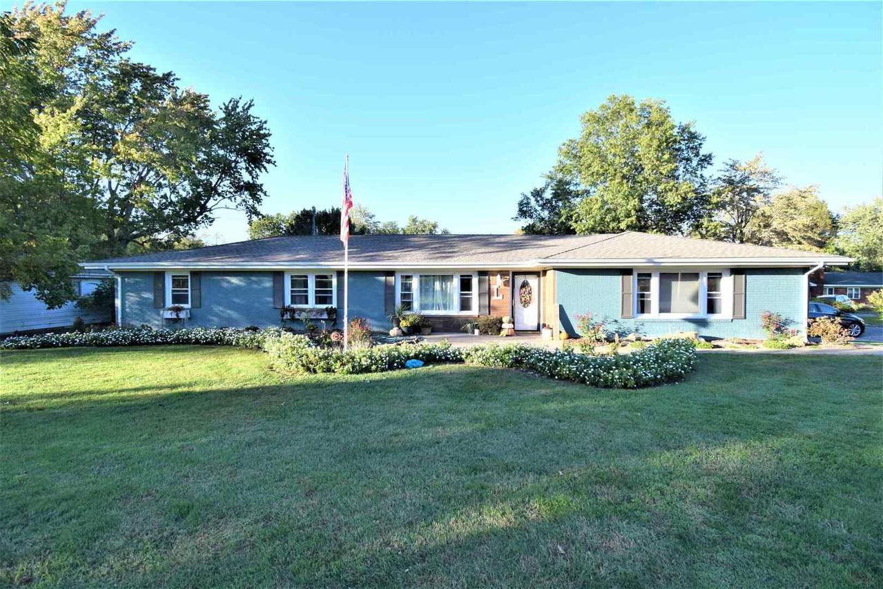 22 Homestead Dr., Mt Vernon, IL 62864