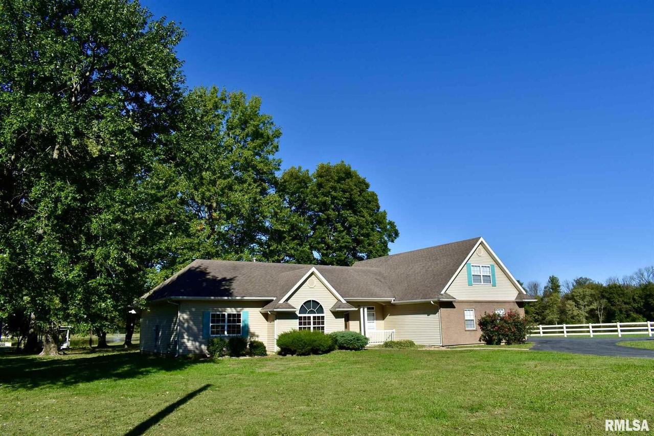 1005 N Jackson St., West Frankfort, IL 62896