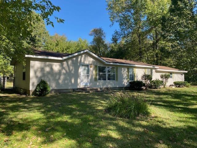 124 Merry Acres Ln., Carterville, IL 62918