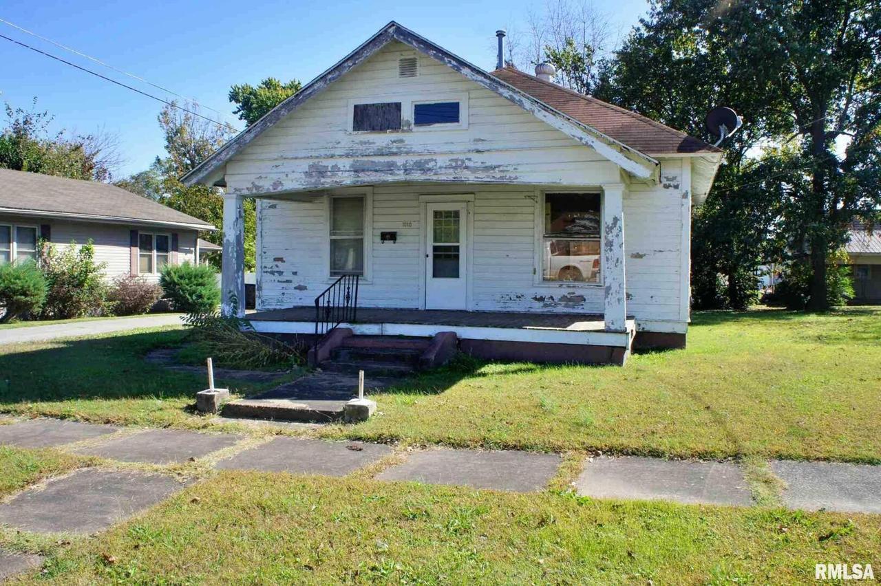 1010 Vienna St., Metropolis, IL 62960