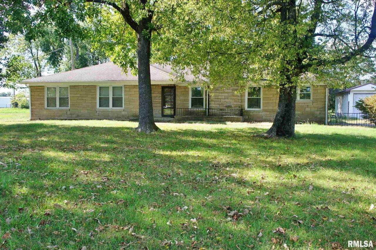 1513 E 5th St., Metropolis, IL 62960