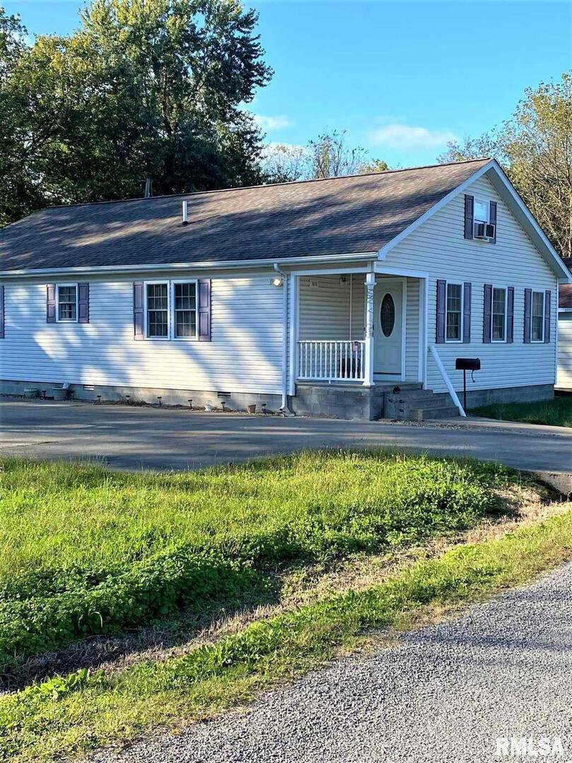 611 N Orchard St., West Frankfort, IL 62896