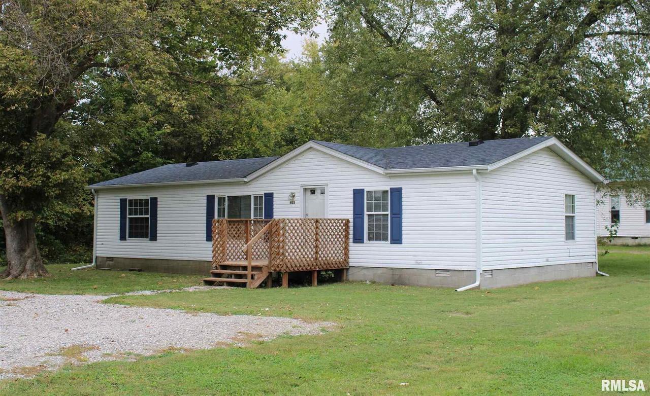 403 W Virginia Ave., Sandoval, IL 62882