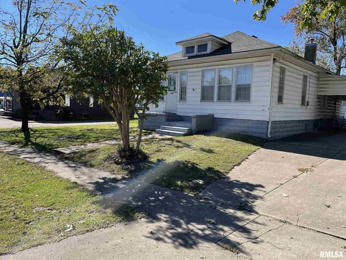 1204 N Logan St., Marion, IL 62959