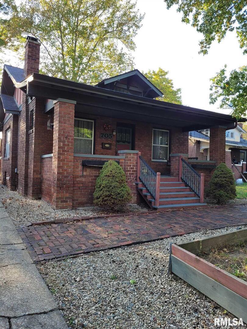 705 N 12th St., Mt Vernon, IL 62864