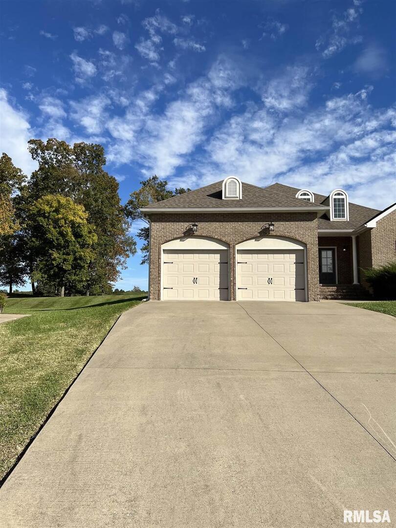 1519 Champions Ct., Marion, IL 62959