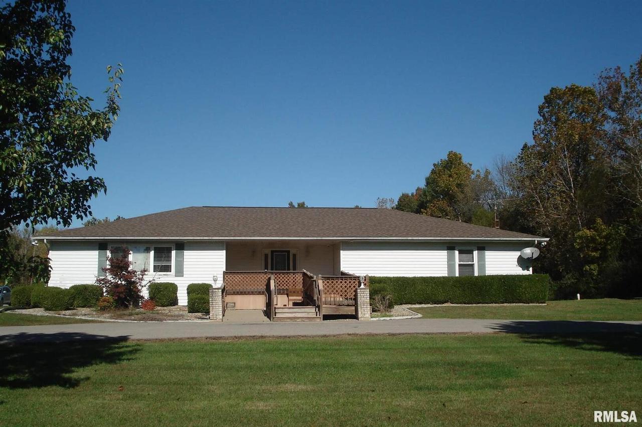 24 Chippewa Dr., Carbondale, IL 62901