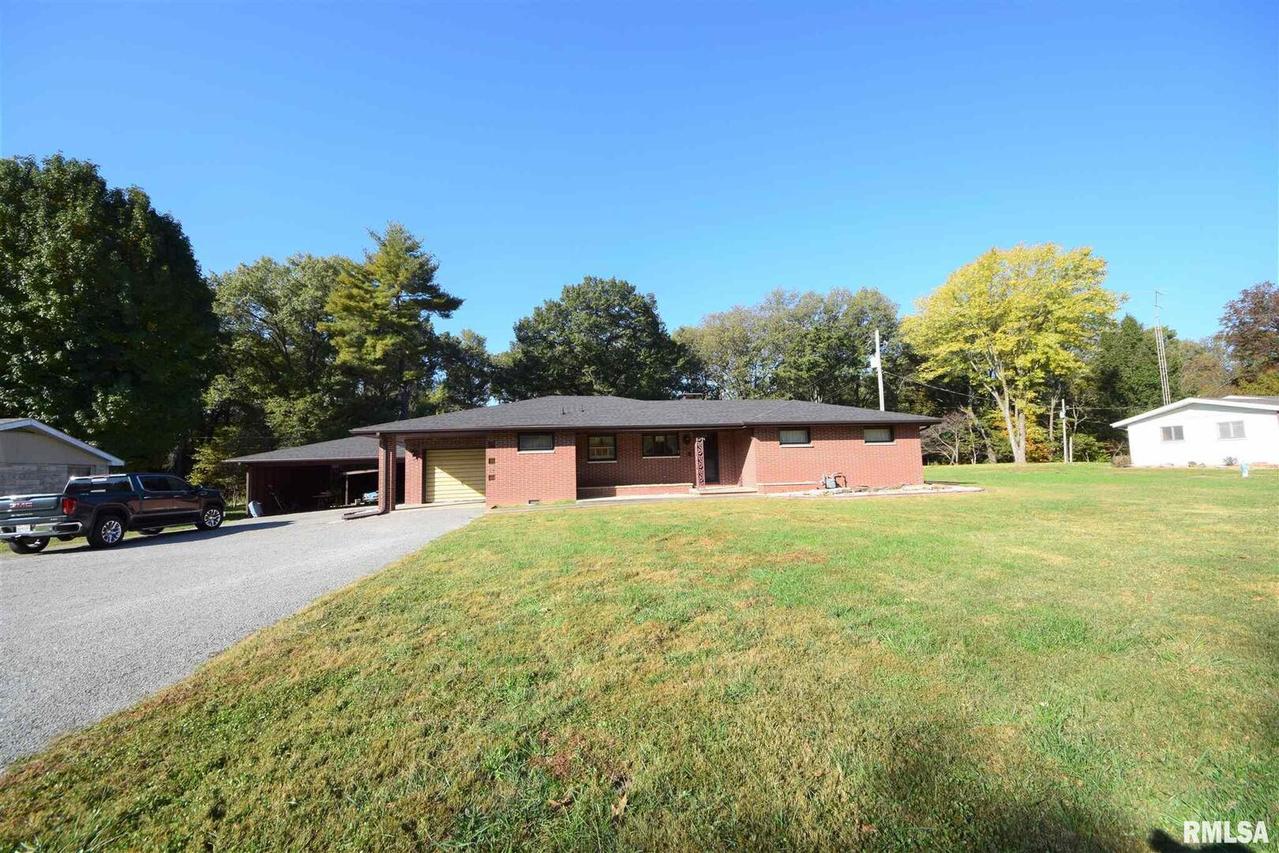 2427 State Highway 148, Zeigler, IL 62999