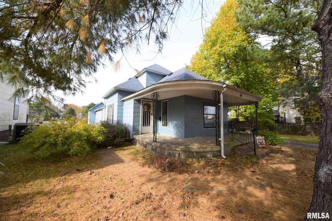 209 S 16th St., Herrin, IL 62948