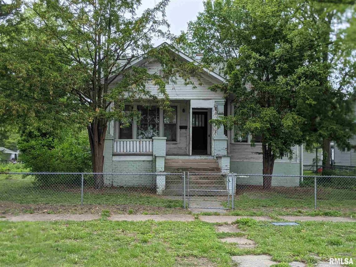 226 N Walnut St., Centralia, IL 62801