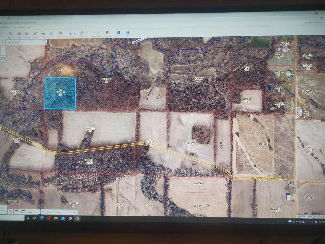 000 E E Gun Creek Rd Rd., Ina, IL 62846