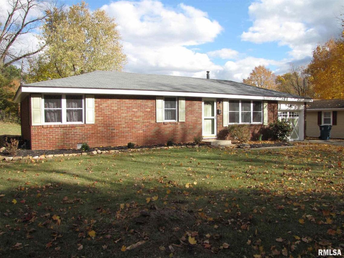 1414 N Wilshire Rd., Mt Vernon, IL 62864