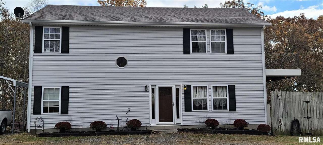 605 E Blue Ave., Creal Springs, IL 62922