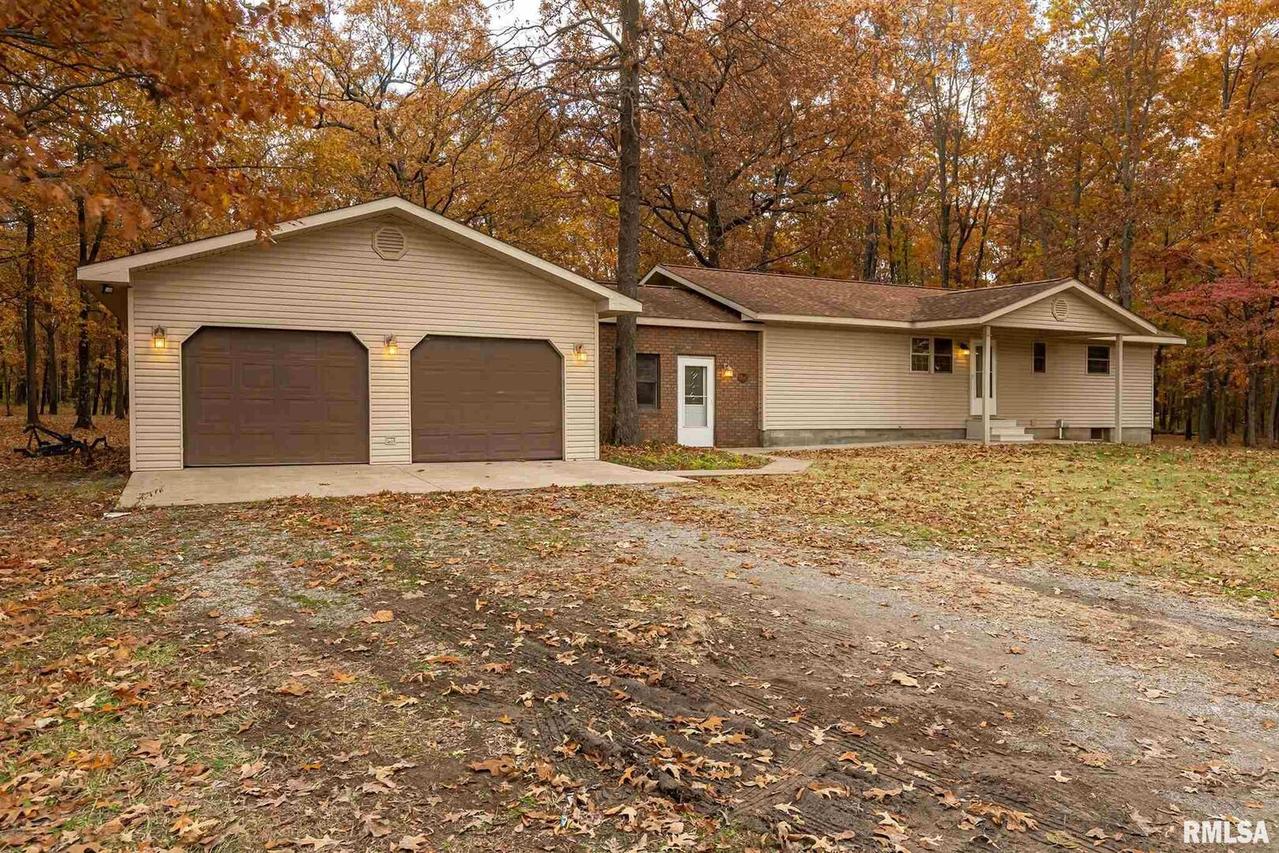 2674 Dr Springs Rd., Carterville, IL 62918