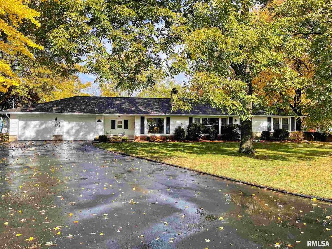 303 E Ford St., Energy, IL 62933