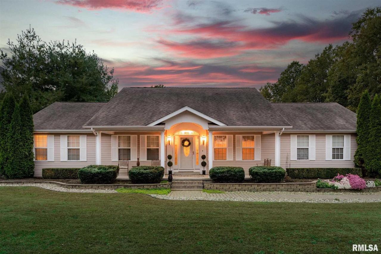 1339 Ramsey Heights Rd., West Frankfort, IL 62896