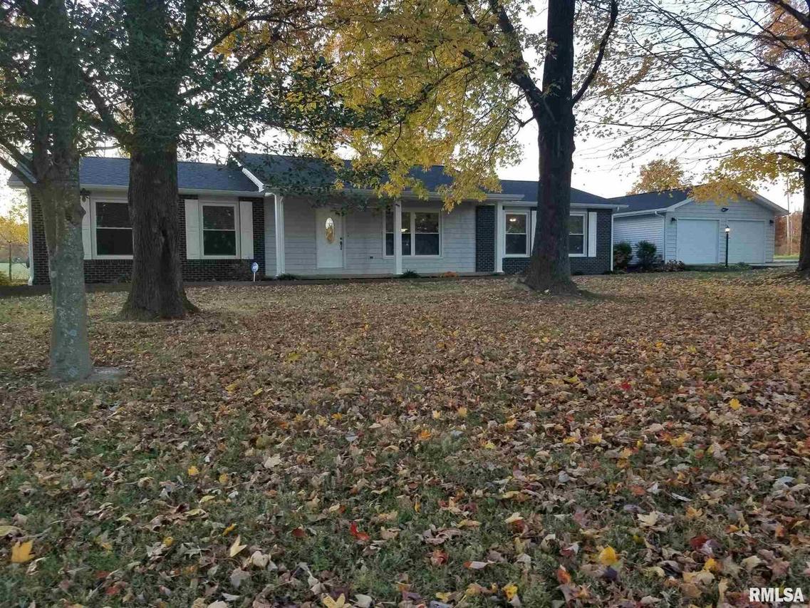 415 Old Johnston City Rd., West Frankfort, IL 62896