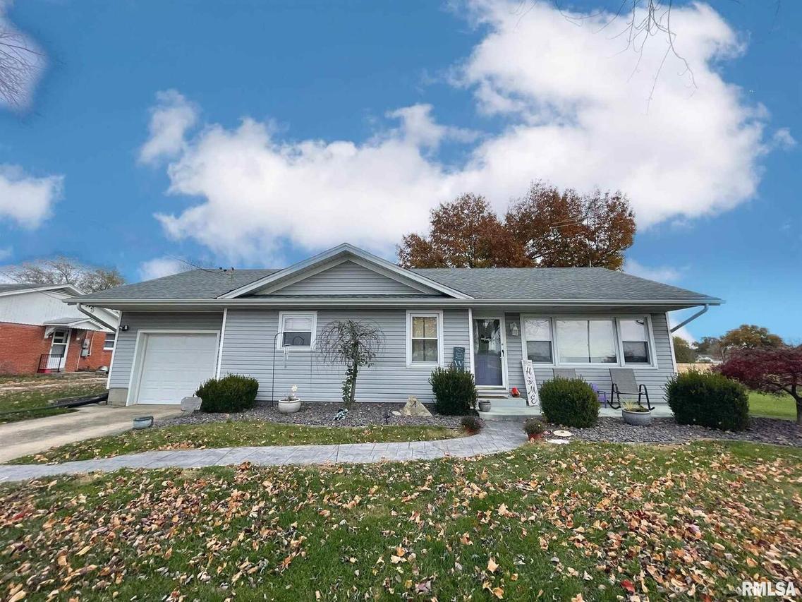 626 N Main St., Nashville, IL