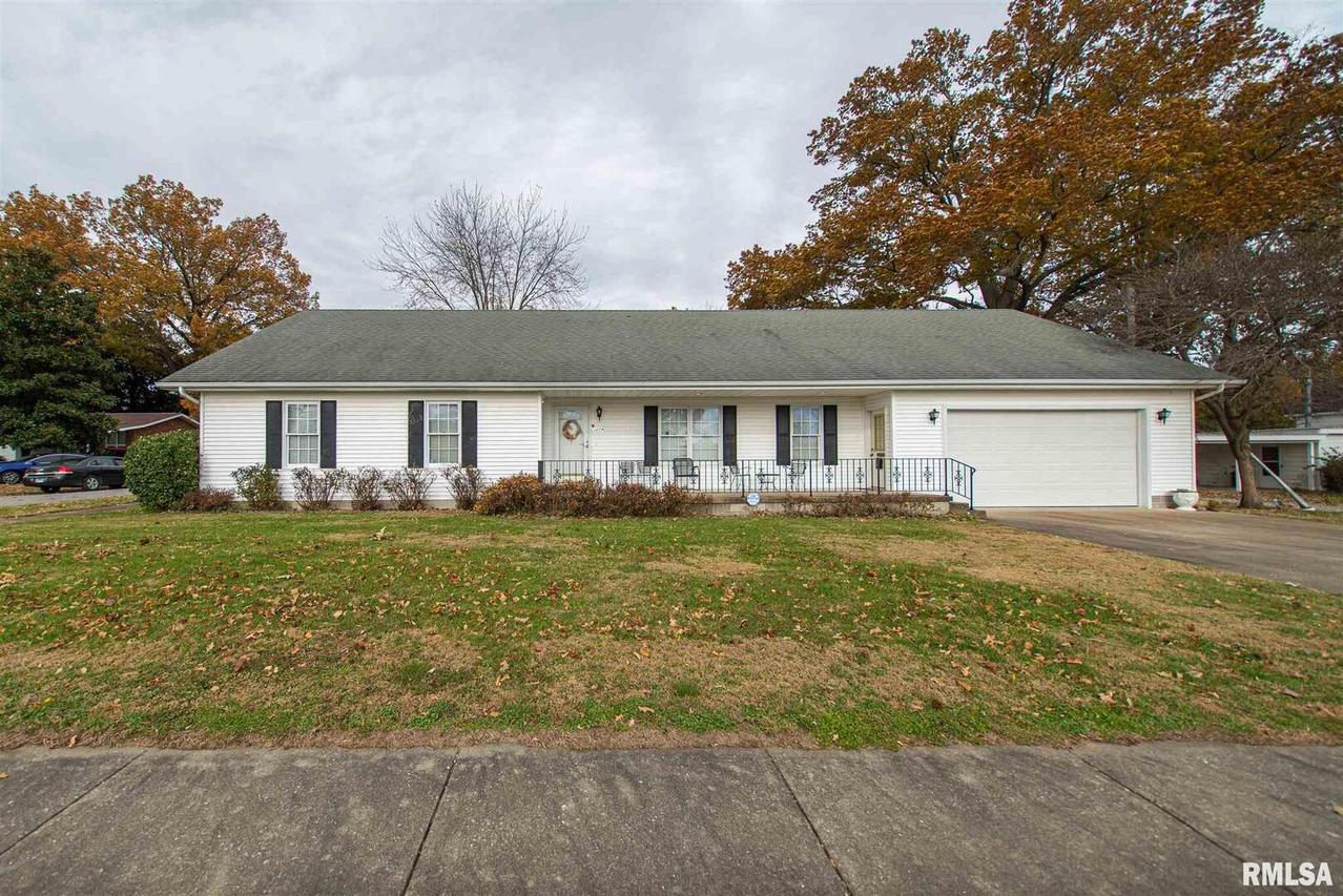 1304 Grant St., Eldorado, IL 62930