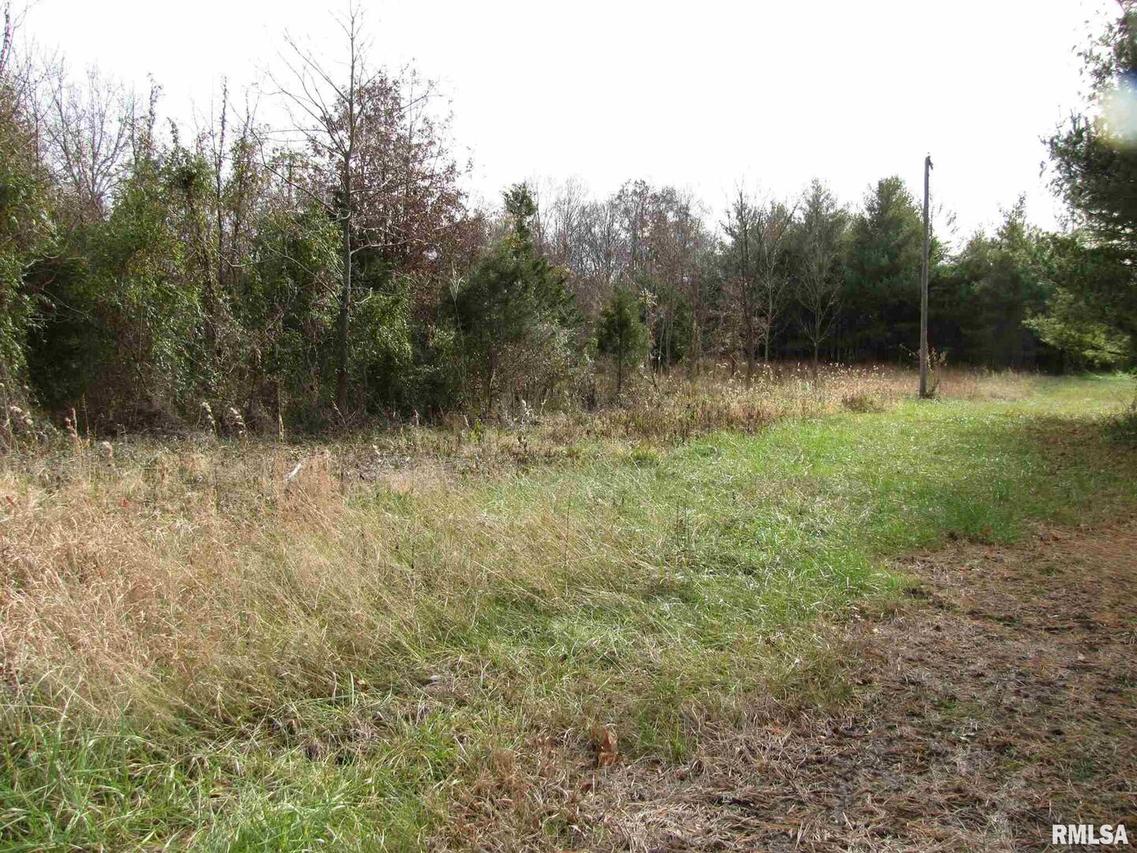 2878 Lazy Acre Rd., Salem, IL 62881