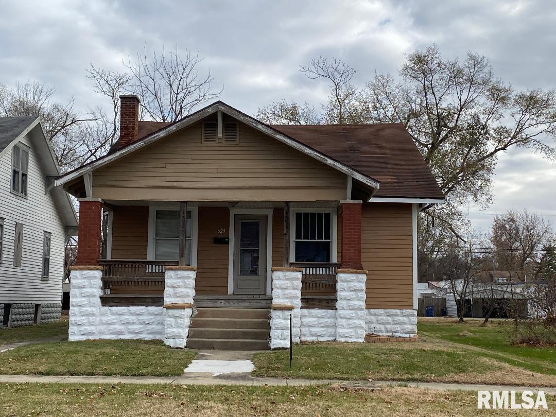 625 S Locust St., Centralia, IL 62801