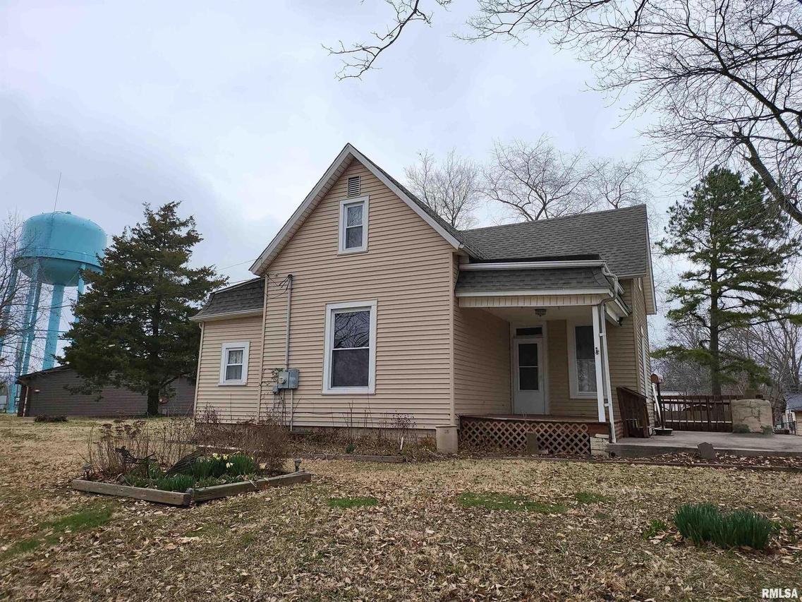 1852 State St., Eldorado, IL 62930