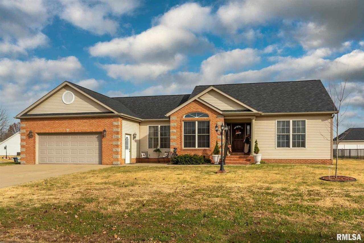 3200 Mustang Dr., Herrin, IL 62948