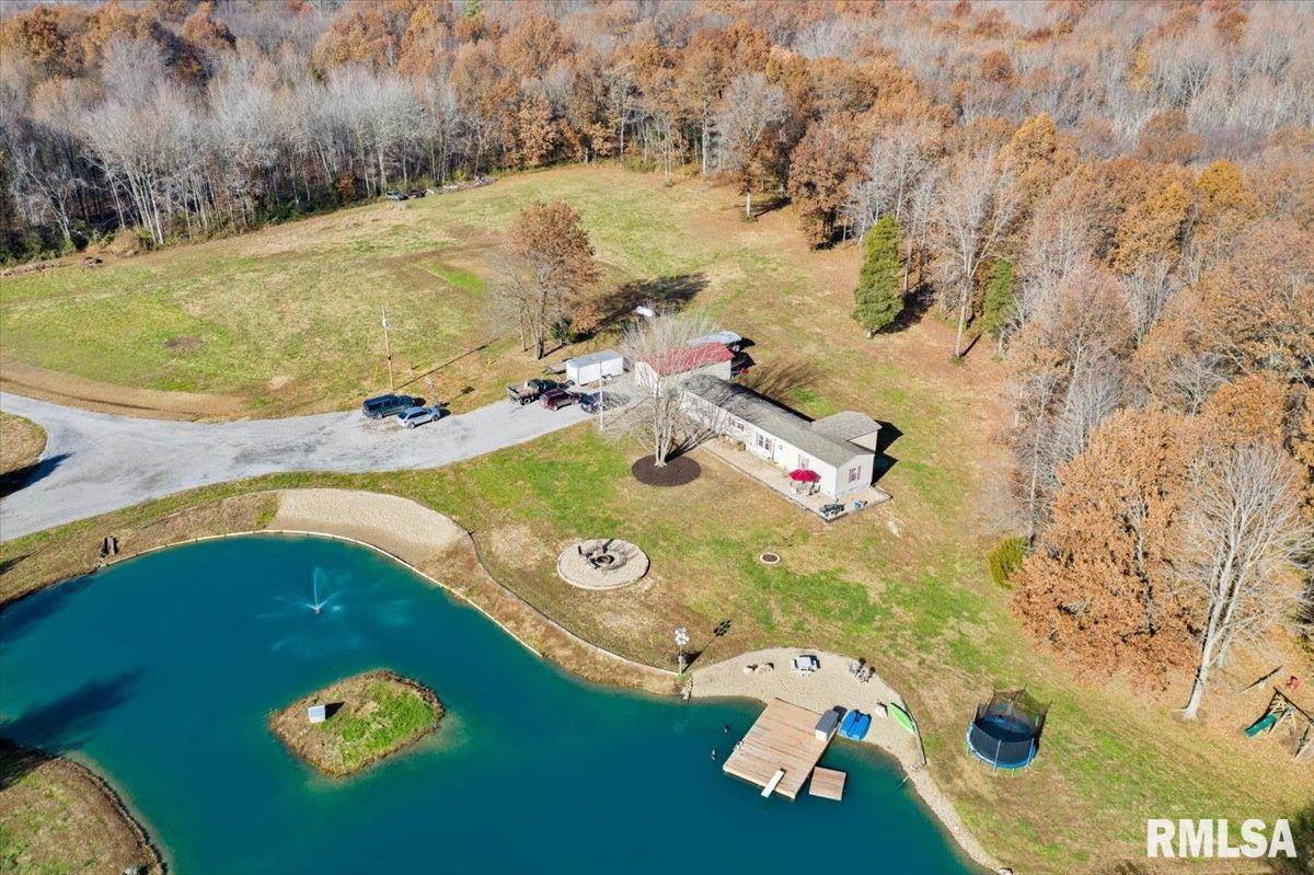 1618 County Road 2500 N, Grayville, IL 62844