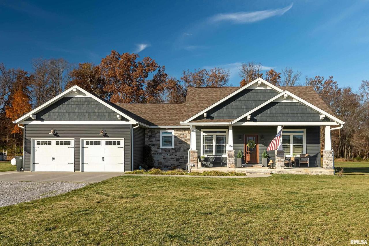 876 Forever Ln., Carbondale, IL 62901