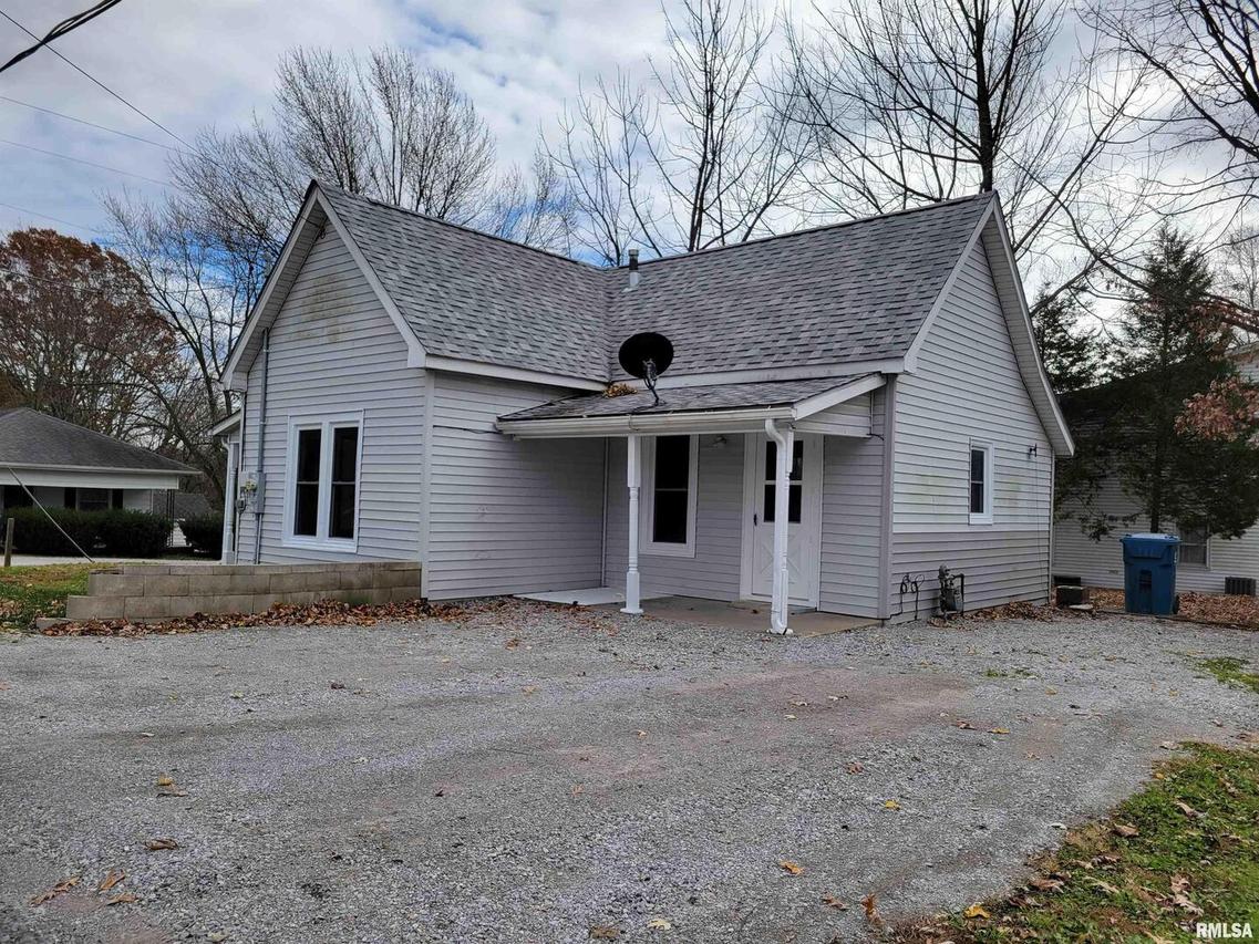 301 Orange St., Jonesboro, IL 62952