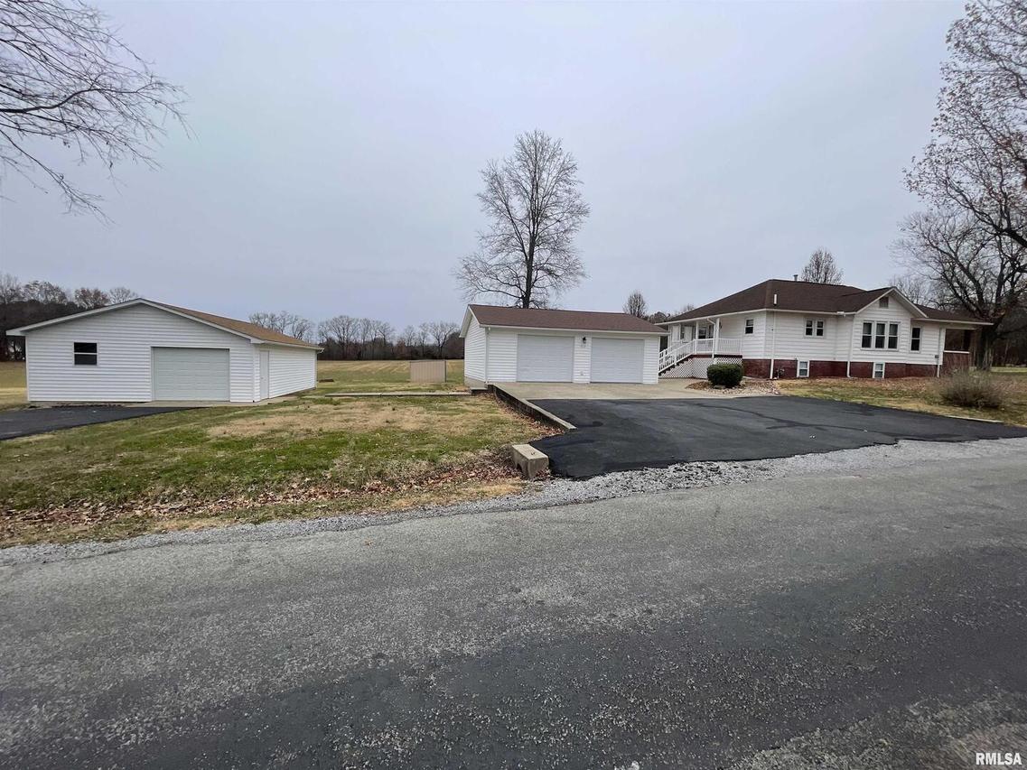 310 E Edwards Ave. #A, Pittsburg, IL 62974