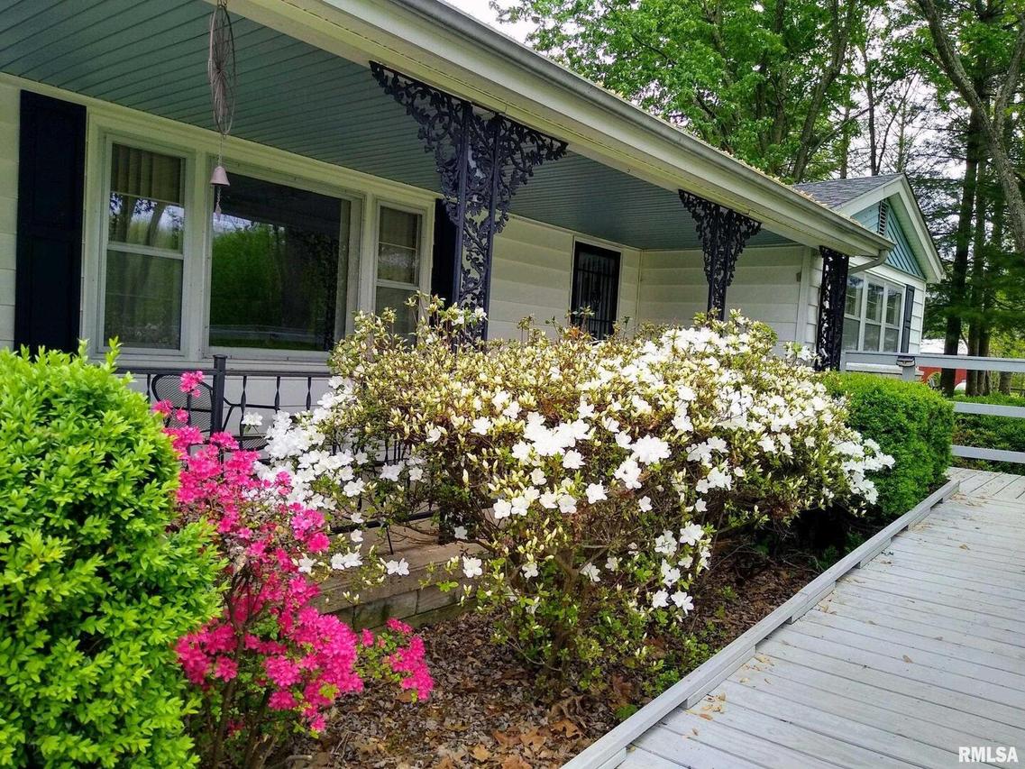 1725 Old Route 146 Loop, Vienna, IL 62995