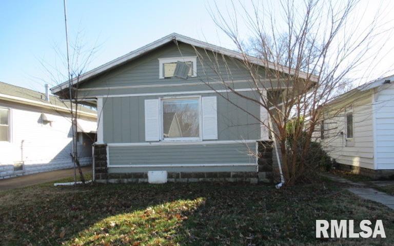 2017 Clarke St., Murphysboro, IL 62966