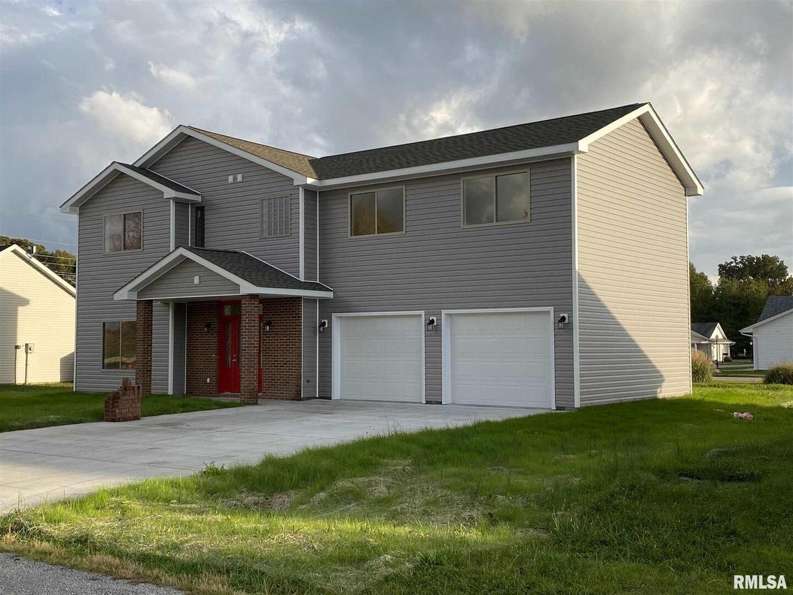 1806 Crown Rd., Herrin, IL 62948