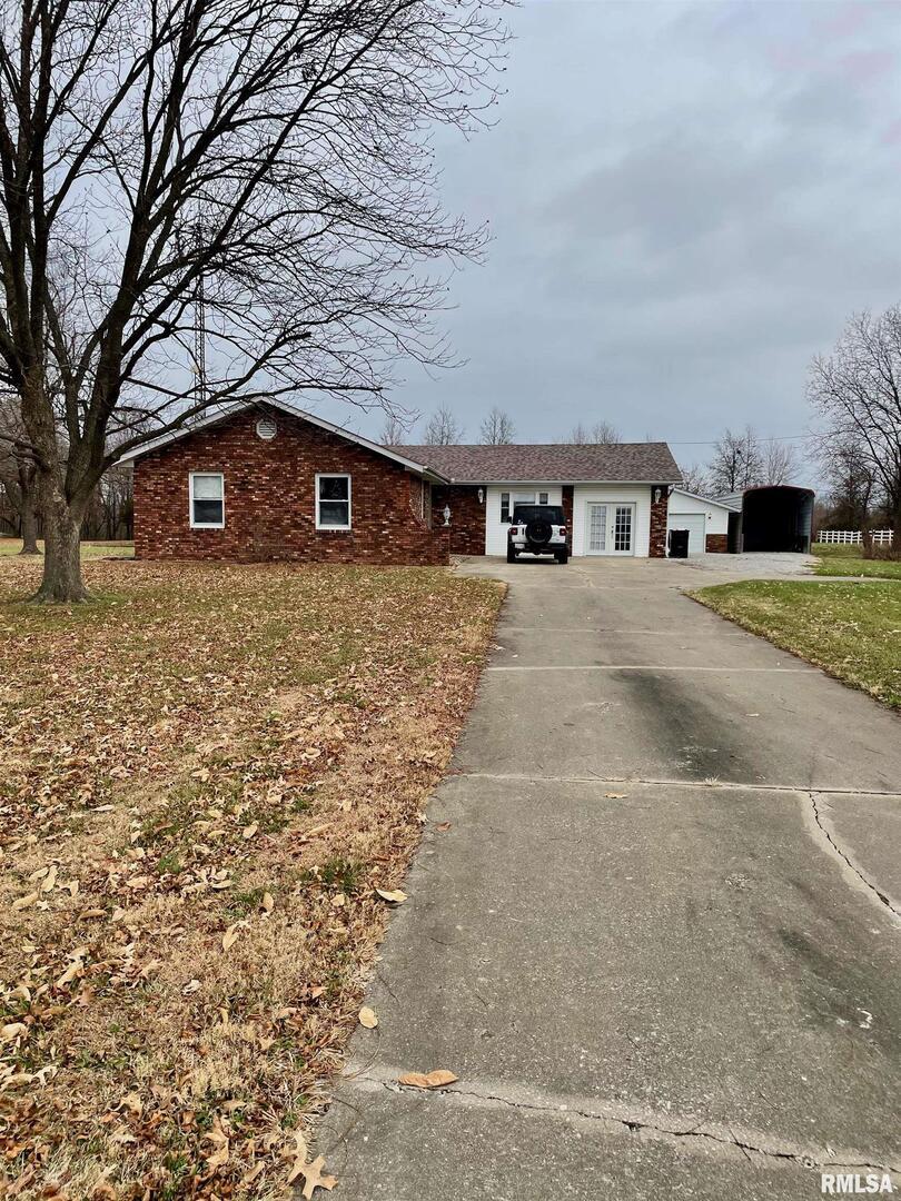 4791 Espy Rd., Sesser, IL 62884