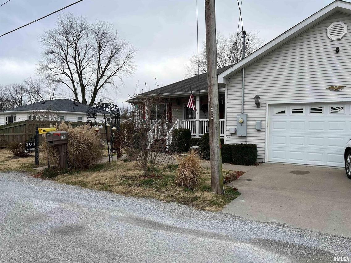 201 S Orange St., Jonesboro, IL