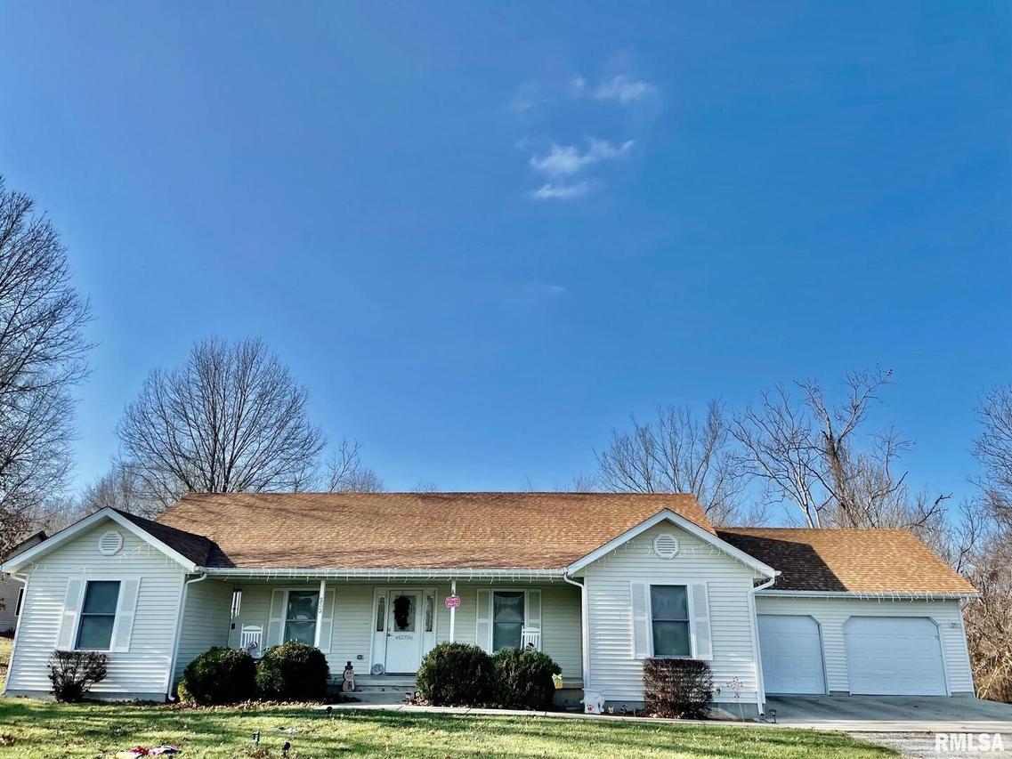 233 Ash Wood Ln., Carbondale, IL 62901