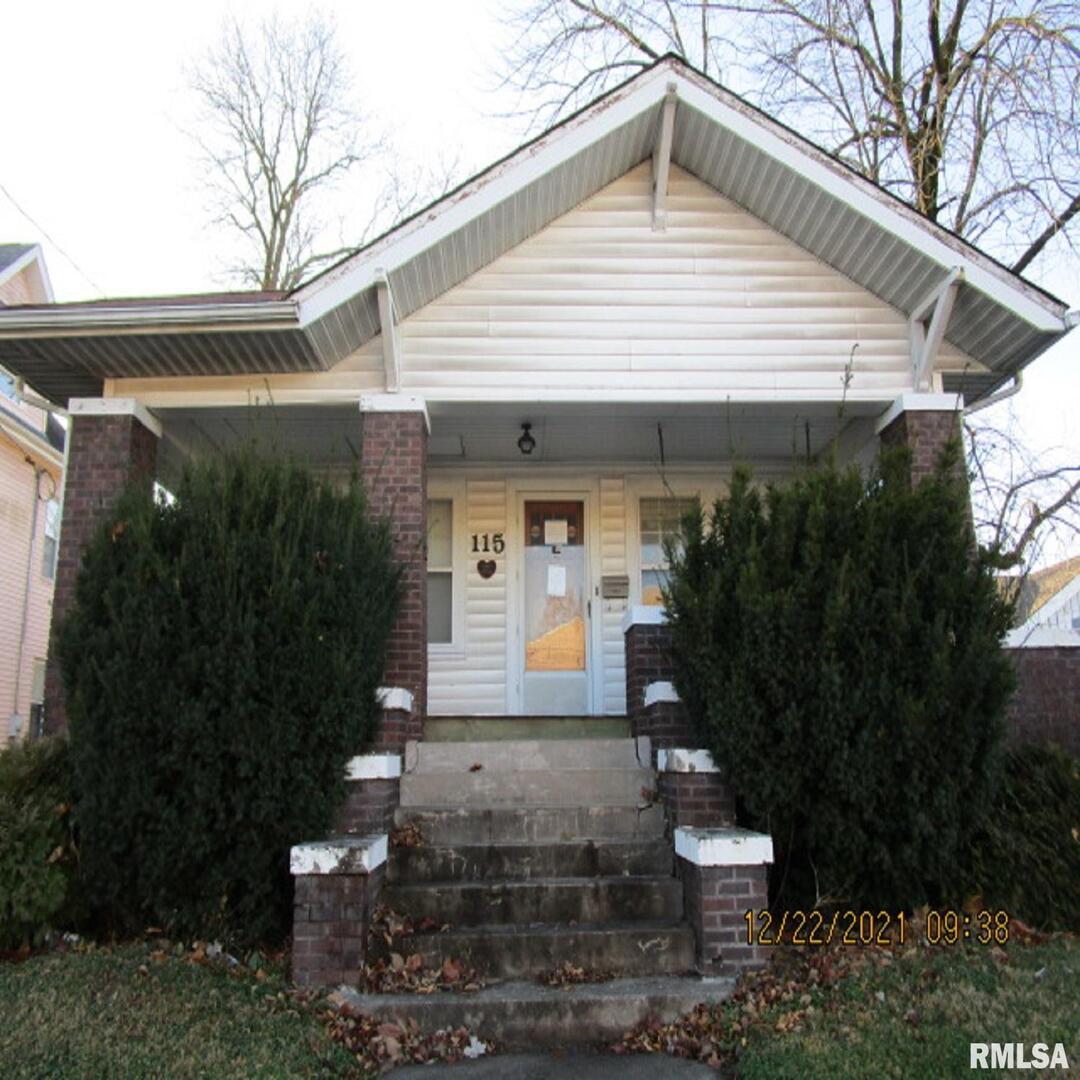 115 S Washington St., Duquoin, IL 62832