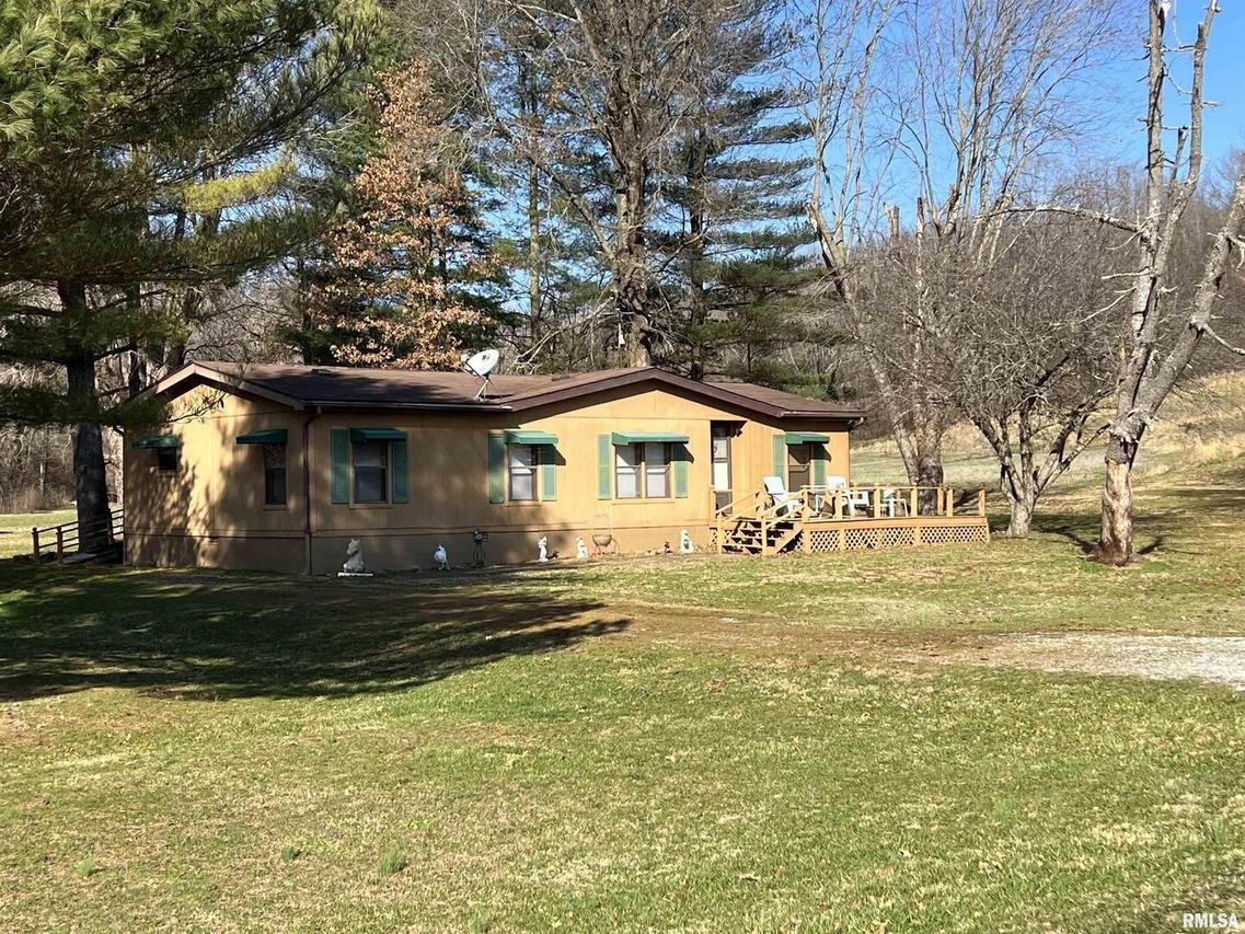 355 Beech Grove, Wolf Lake, IL